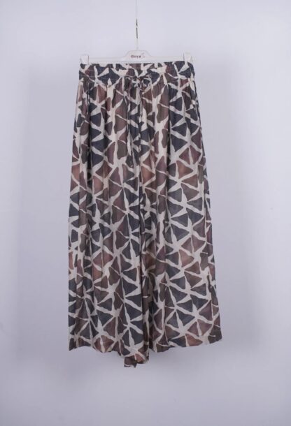 Pantalón sedoso estampado jirafa